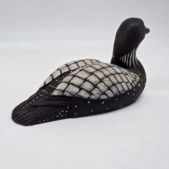 Handcrafted Common Loon Wildlife Figure Detailing Jennings Decoys 7.5" Signed - Picture 6 of 11